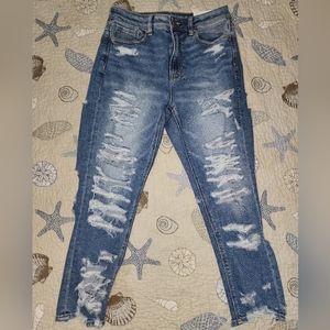 American Eagle Sz. 4 X-Short Mom Jeans BNWT